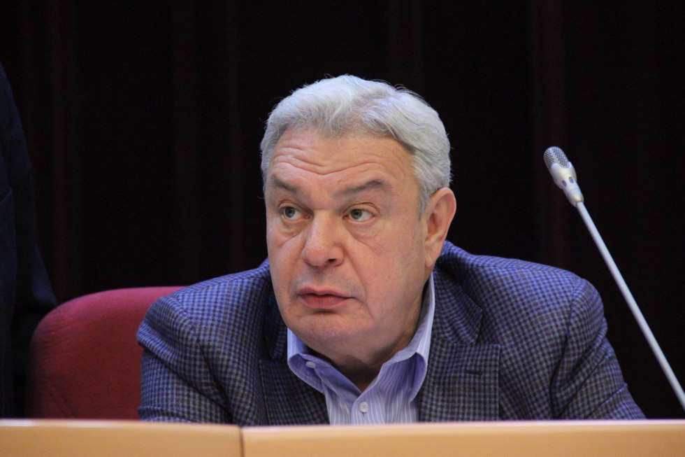 Улицы Саратова вновь застряли на 9 баллов